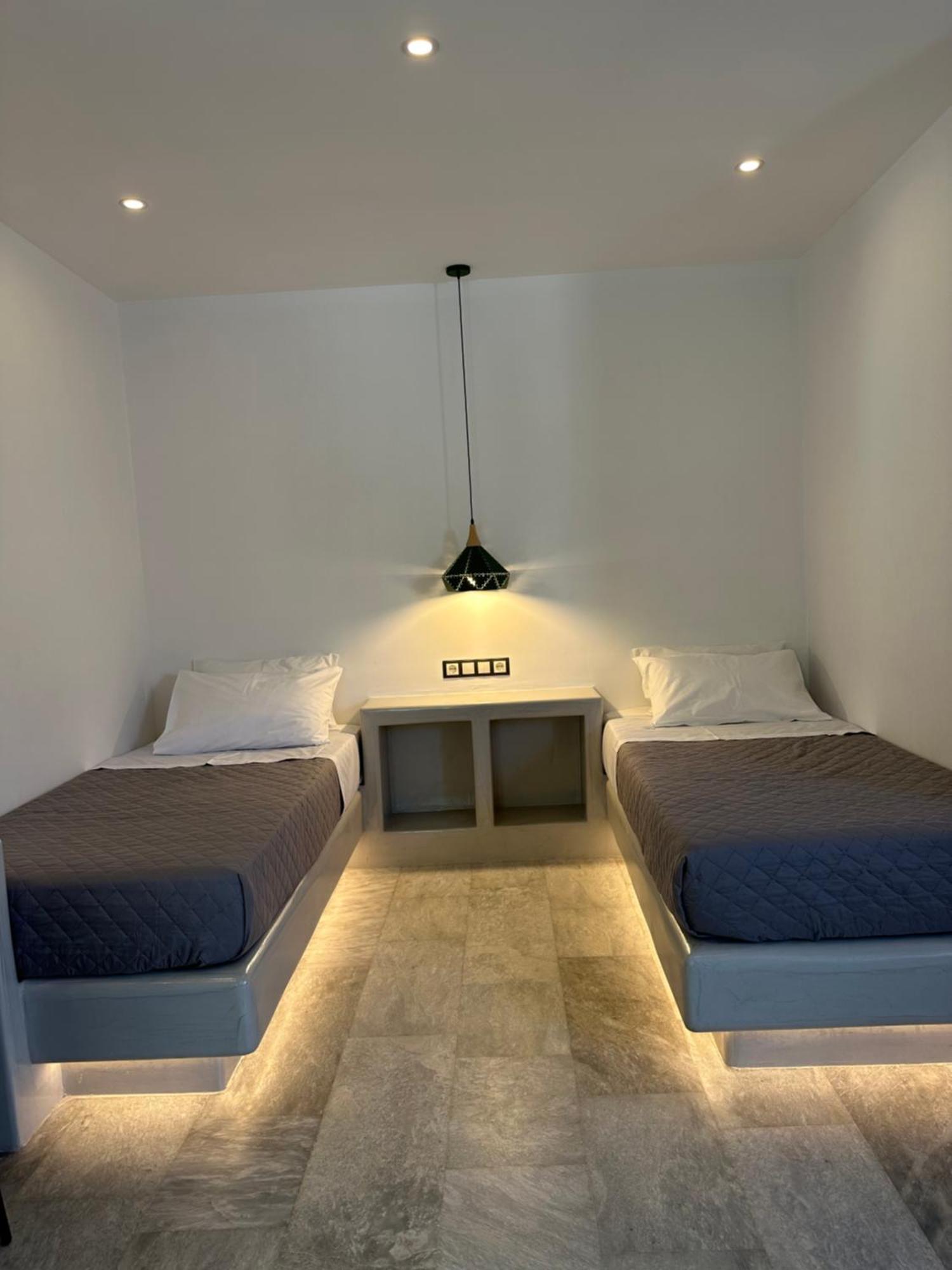 Aphrodite Hotel & Apartments Chora  Ngoại thất bức ảnh